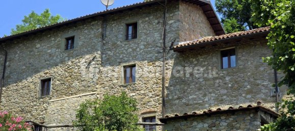 3 bedrooms House in Fosciandora, Italy No. 293190 19