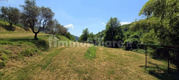 3 bedrooms House in Fosciandora, Italy No. 293190 10