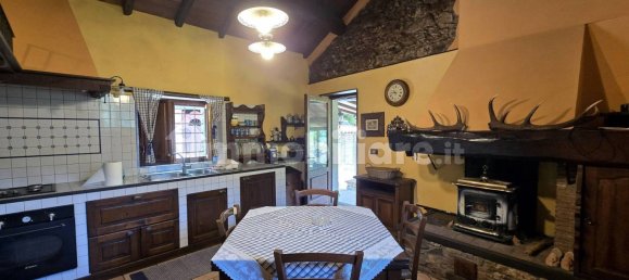 3 bedrooms House in Fosciandora, Italy No. 293190 23