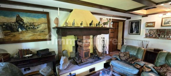 3 bedrooms House in Fosciandora, Italy No. 293190 30