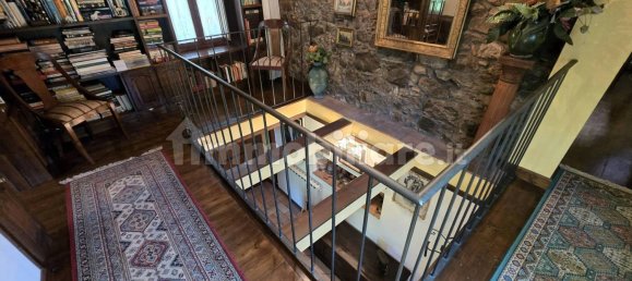 3 bedrooms House in Fosciandora, Italy No. 293190 35