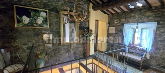 3 bedrooms House in Fosciandora, Italy No. 293190 32