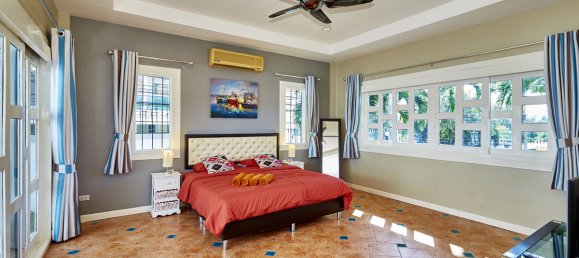 5 Schlafzimmer Cafe / Restaurant in Pattaya, Thailand, Nr. 1359 16