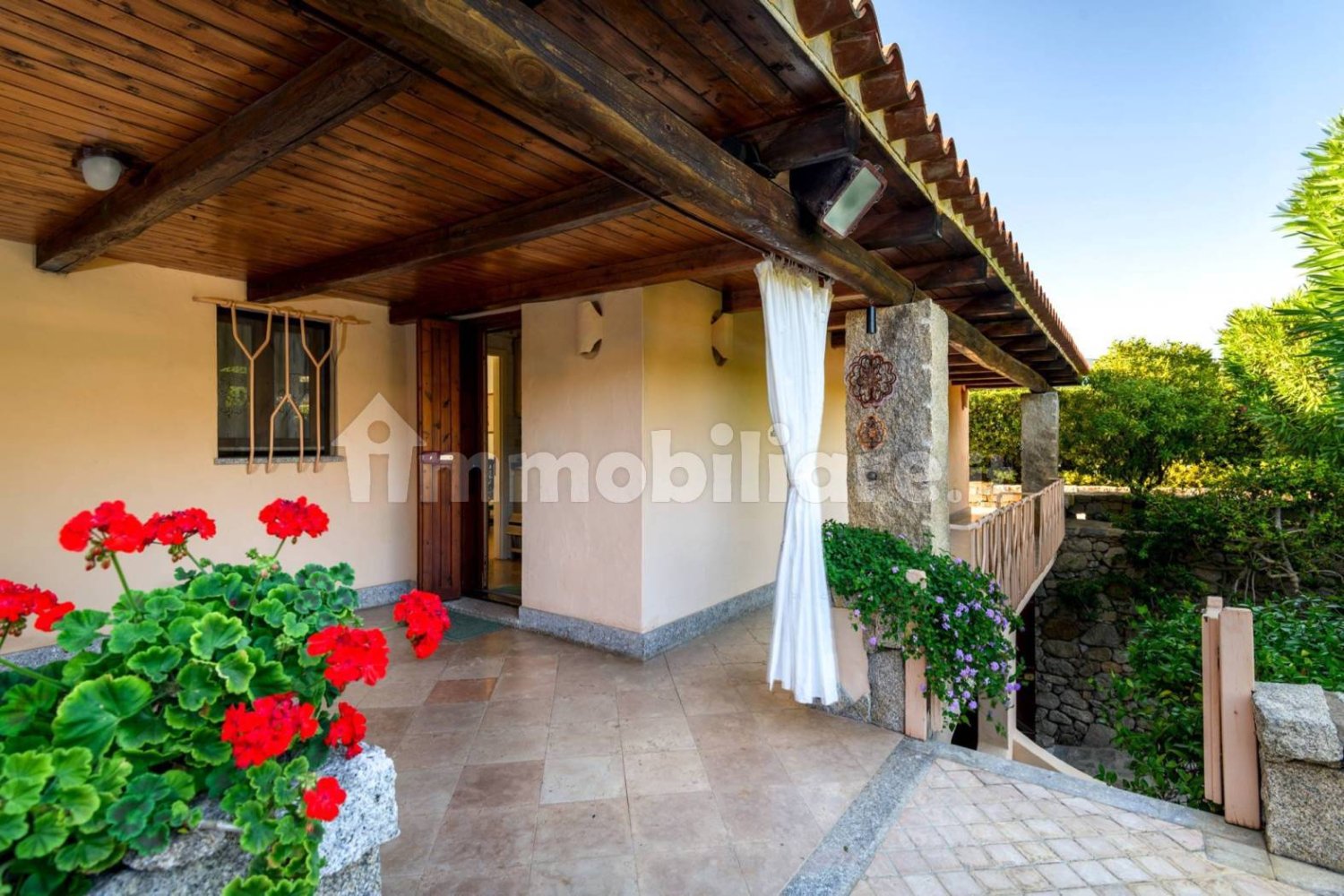 Villa de 6 dormitorios en Arzachena, Italy No. 57230