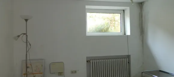 Бунгало с 3 спальнями в Крефельд, Германия № 90587 2