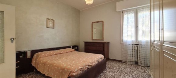 5 bedrooms Apartment in Modena, Italy No. 316823 11