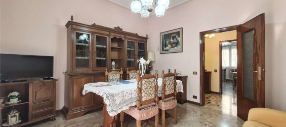 5 bedrooms Apartment in Modena, Italy No. 316823 26