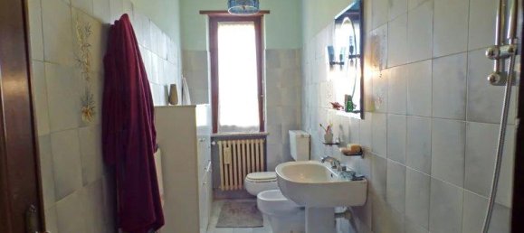 Дом с 6 комнатами в Пьоццо, Италия № 112266 11