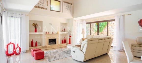 4 bedrooms Villa in Los Arqueros, Spain No. 19518 2