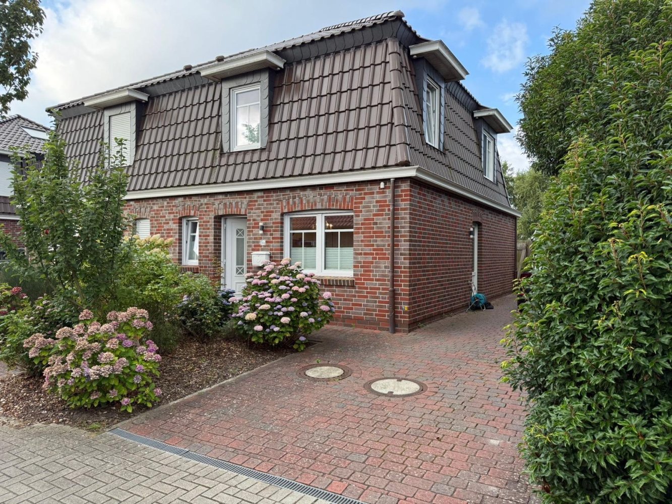 3 chambres Maison de ville à Aurich, Germany No. 293237