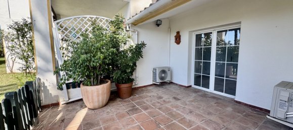 3 bedrooms Townhouse in Estepona, Spain No. 135356 4