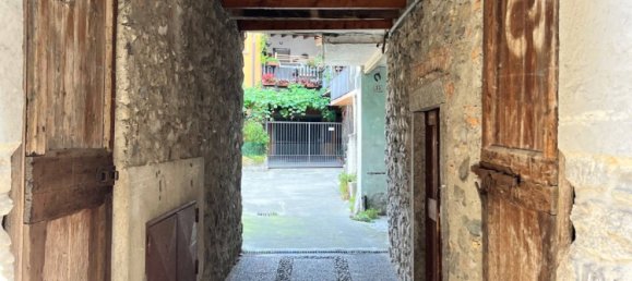 4 bedrooms House in Canzo, Italy No. 326707 4