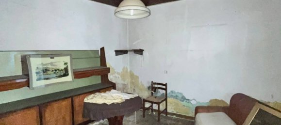 4 bedrooms House in Canzo, Italy No. 326707 10