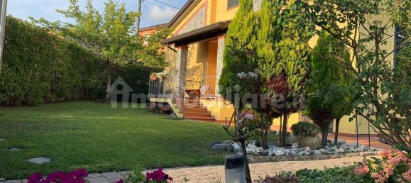 4 bedrooms House in Castelnuovo Magra, Italy No. 99158 13