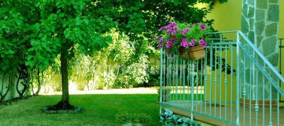 4 bedrooms House in Castelnuovo Magra, Italy No. 99158 22