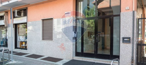 3 rooms Apartment in San Donato Milanese, Italy No. 117560 27