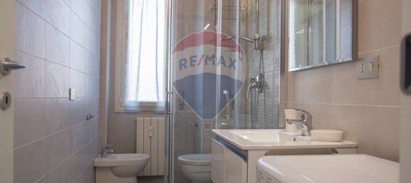 3 rooms Apartment in San Donato Milanese, Italy No. 117560 23