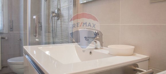 3 rooms Apartment in San Donato Milanese, Italy No. 117560 24