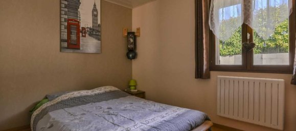 3 bedrooms Villa in Thusy, France No. 265980 13