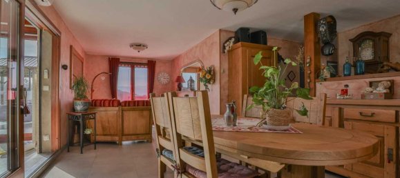 3 bedrooms Villa in Thusy, France No. 265980 10