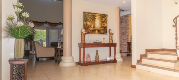 4 dormitorios сasa en venta en Curridabat, San José, Costa Rica № 1117 5