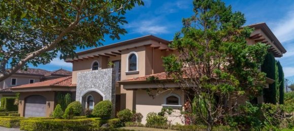 4 dormitorios сasa en venta en Curridabat, San José, Costa Rica № 1117 2