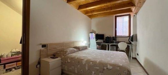 2غرفة شقة في Sona, Italy رقم 20974 21