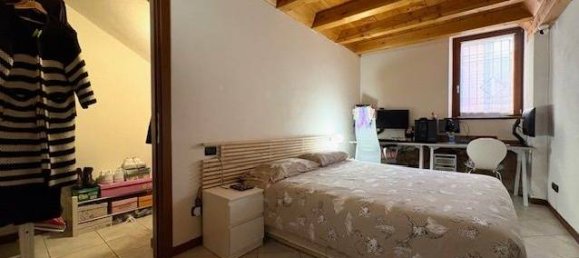 2غرفة شقة في Sona, Italy رقم 20974 30