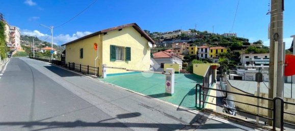 3 bedrooms House in Sanremo, Italy No. 196966 25