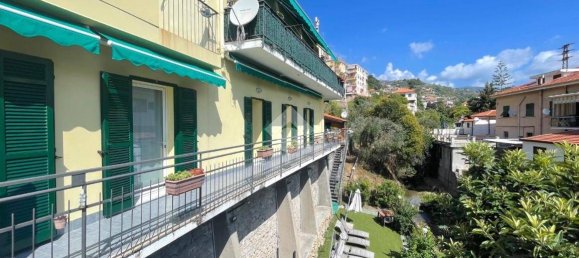 3 bedrooms House in Sanremo, Italy No. 196966 3