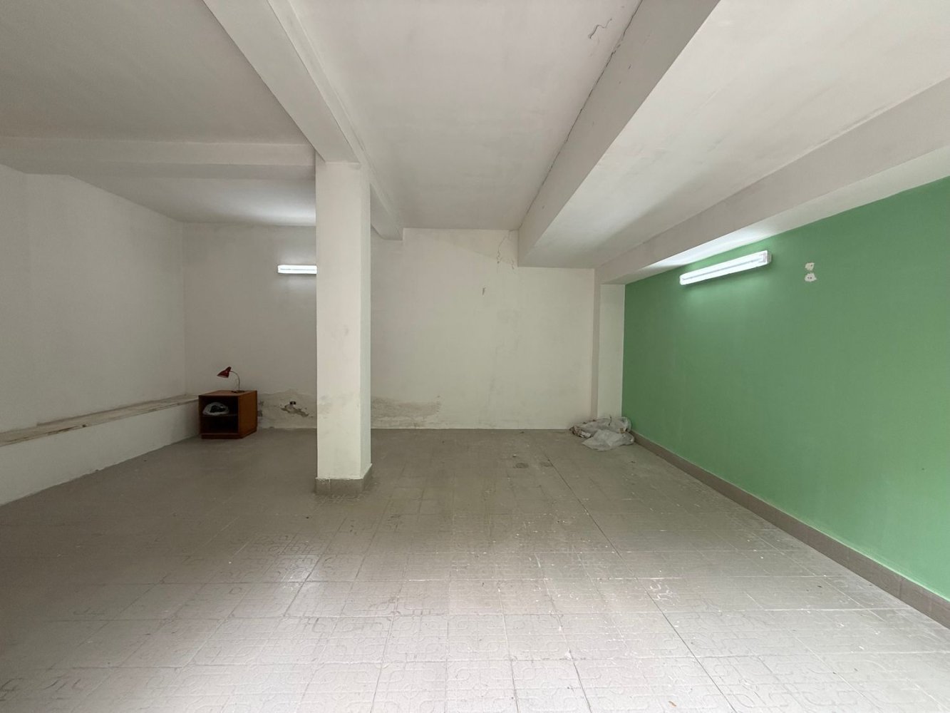 Garage à Trani, Italy 40m² No. 256903