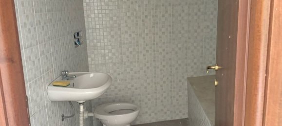 Garage à Trani, Italy 40m² No. 256903 6