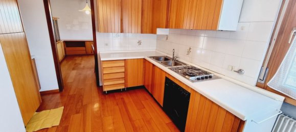 8-Zimmer Villa in Udine, Italy, Nr. 93536 39