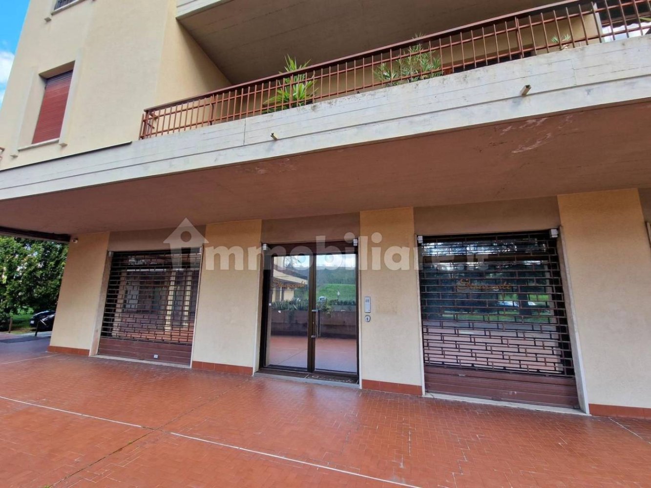 Lagerhaus in Scandicci, Italy 165m², Nr. 325321