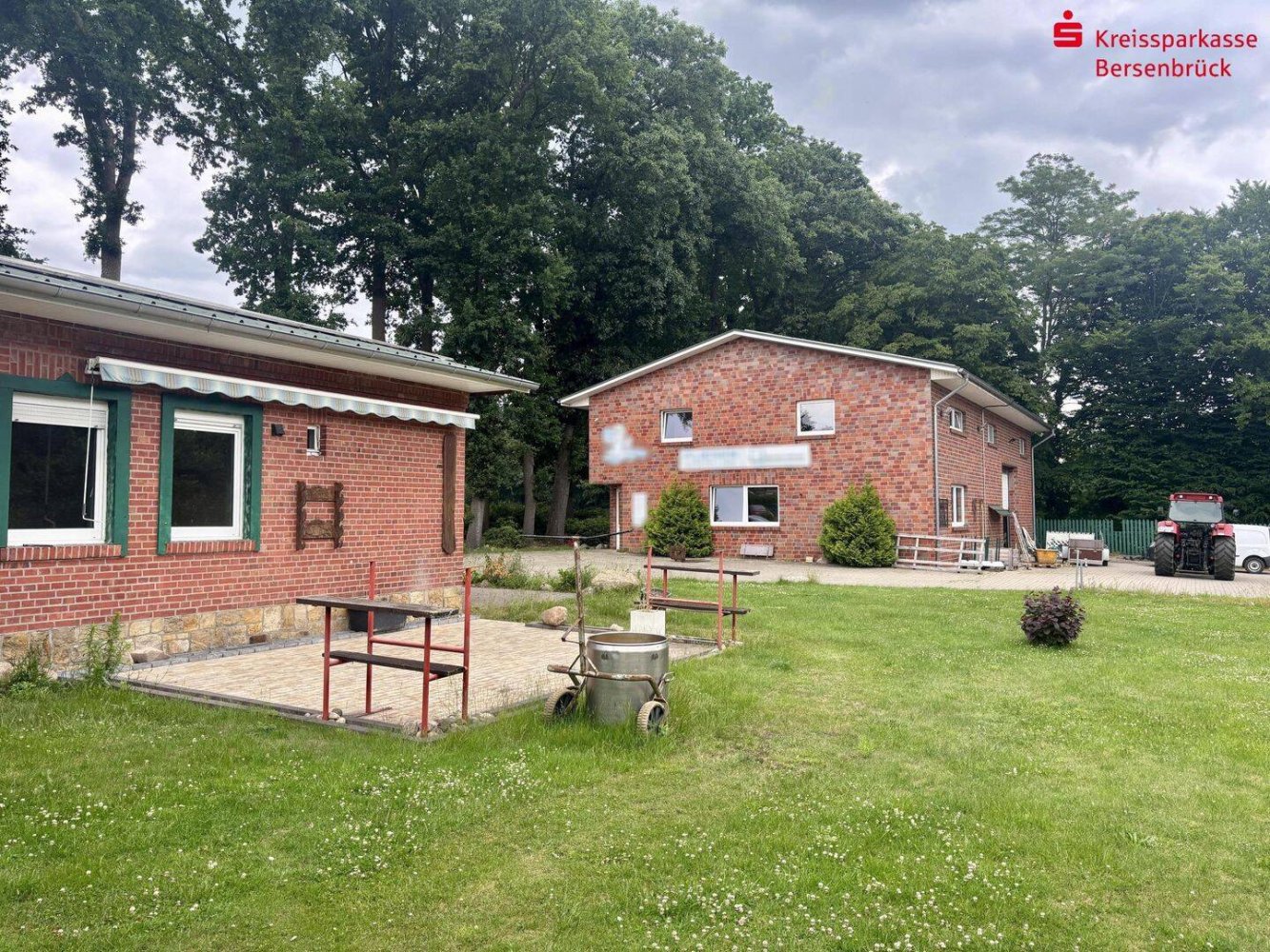 Коммерческая недвижимость 300м² в Оснабрюк, Германия № 370161