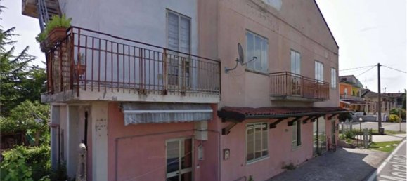 2 bedrooms Apartment in Verona, Italy No. 272893 9