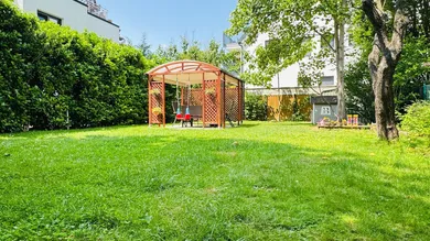 Дом с 5 комнатами в Вена, Австрия № 239411