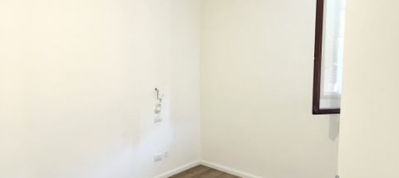 2 Schlafzimmer Wohnung in Crema, Italy, Nr. 94483 16