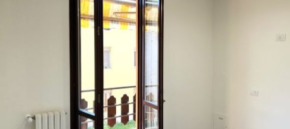 2 Schlafzimmer Wohnung in Crema, Italy, Nr. 94483 13