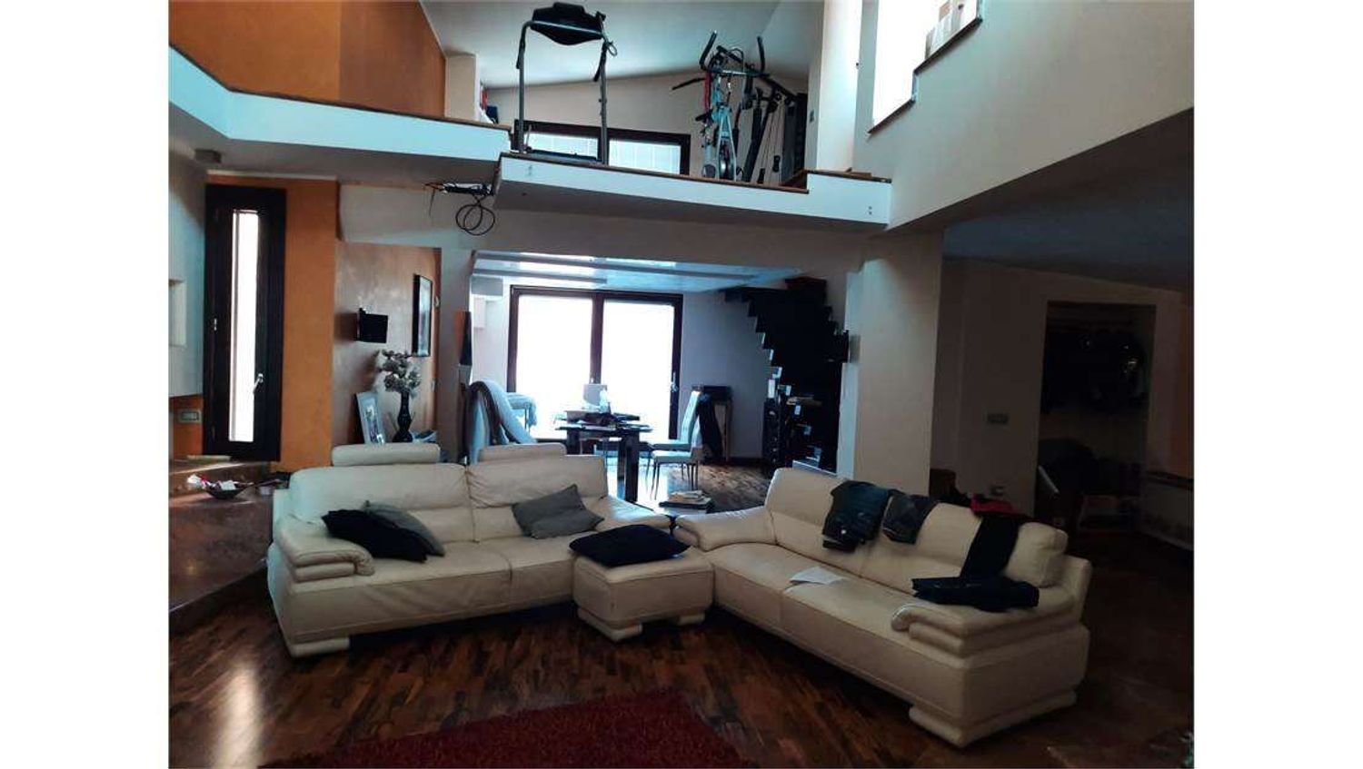 Дом с 10 спальнями в Торре Санта Сузанна, Италия № 394345