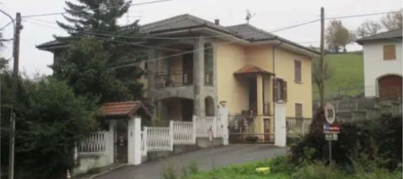5 bedrooms Apartment in Rocchetta Ligure, Italy No. 381492 3