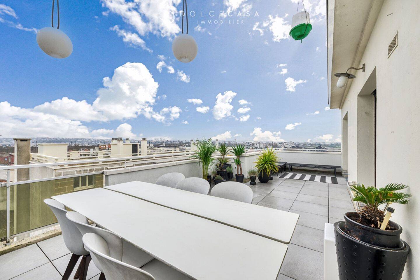 2 bedrooms Apartment in Nogent-sur-Marne, France No. 135125