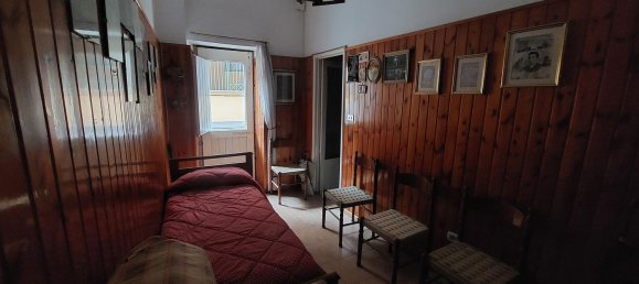 4 rooms Apartment in Paternò, Italy No. 45182 4
