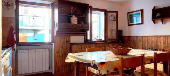 4-Zimmer Haus in Mendatica, Italy, Nr. 126938 2