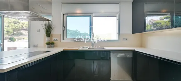 Дом с 5 спальнями в Барселона, Испания № 165848 17