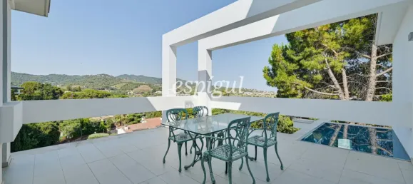 Дом с 5 спальнями в Барселона, Испания № 165848 29