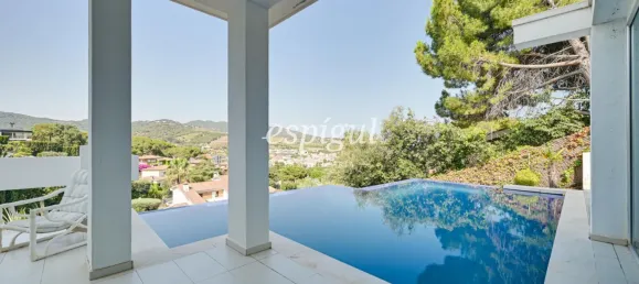 Дом с 5 спальнями в Барселона, Испания № 165848 11