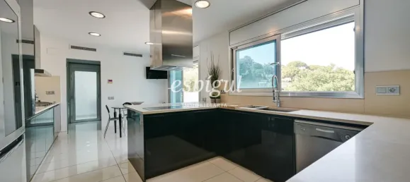 Дом с 5 спальнями в Барселона, Испания № 165848 16