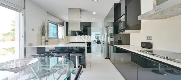 Дом с 5 спальнями в Барселона, Испания № 165848 19