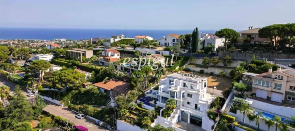 Дом с 5 спальнями в Барселона, Испания № 165848 6